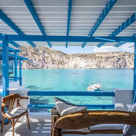 Semesterbostad Aquanis Anchored, Sea Front House,