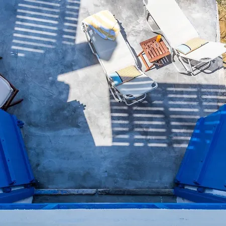 別荘 Aquanis Anchored, Sea Front House, *